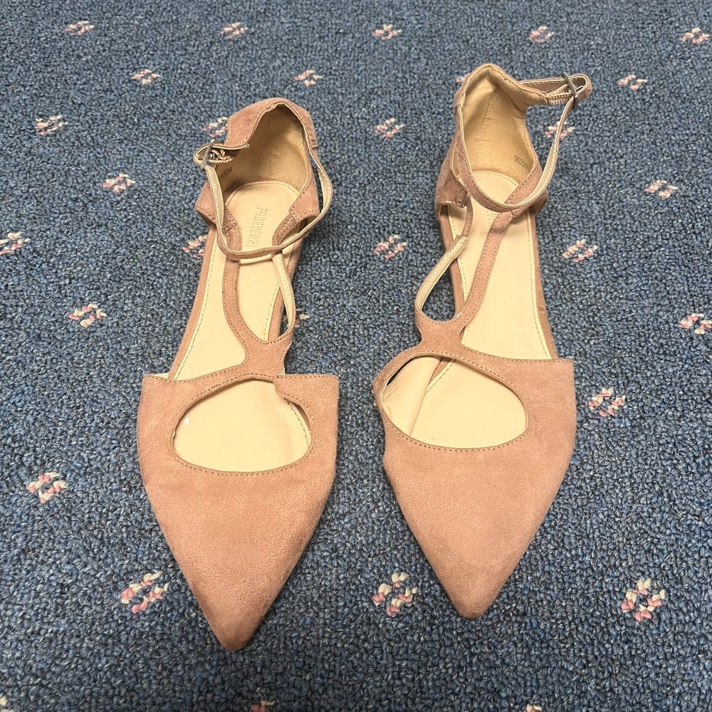 Forever 21 Pink Ballet Flats Womens‎ Size 8 Pointed Toe Open Ankle Buckle Strap